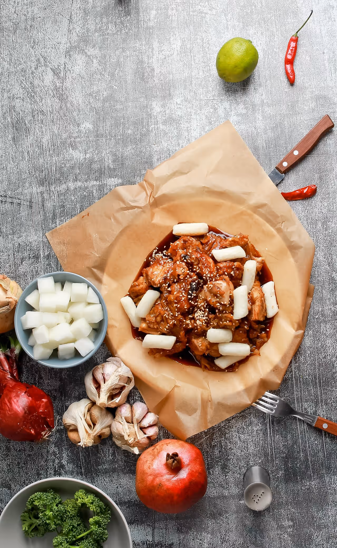 닭통가슴살 단면 컷 - 결 방향이 보이도록 절단