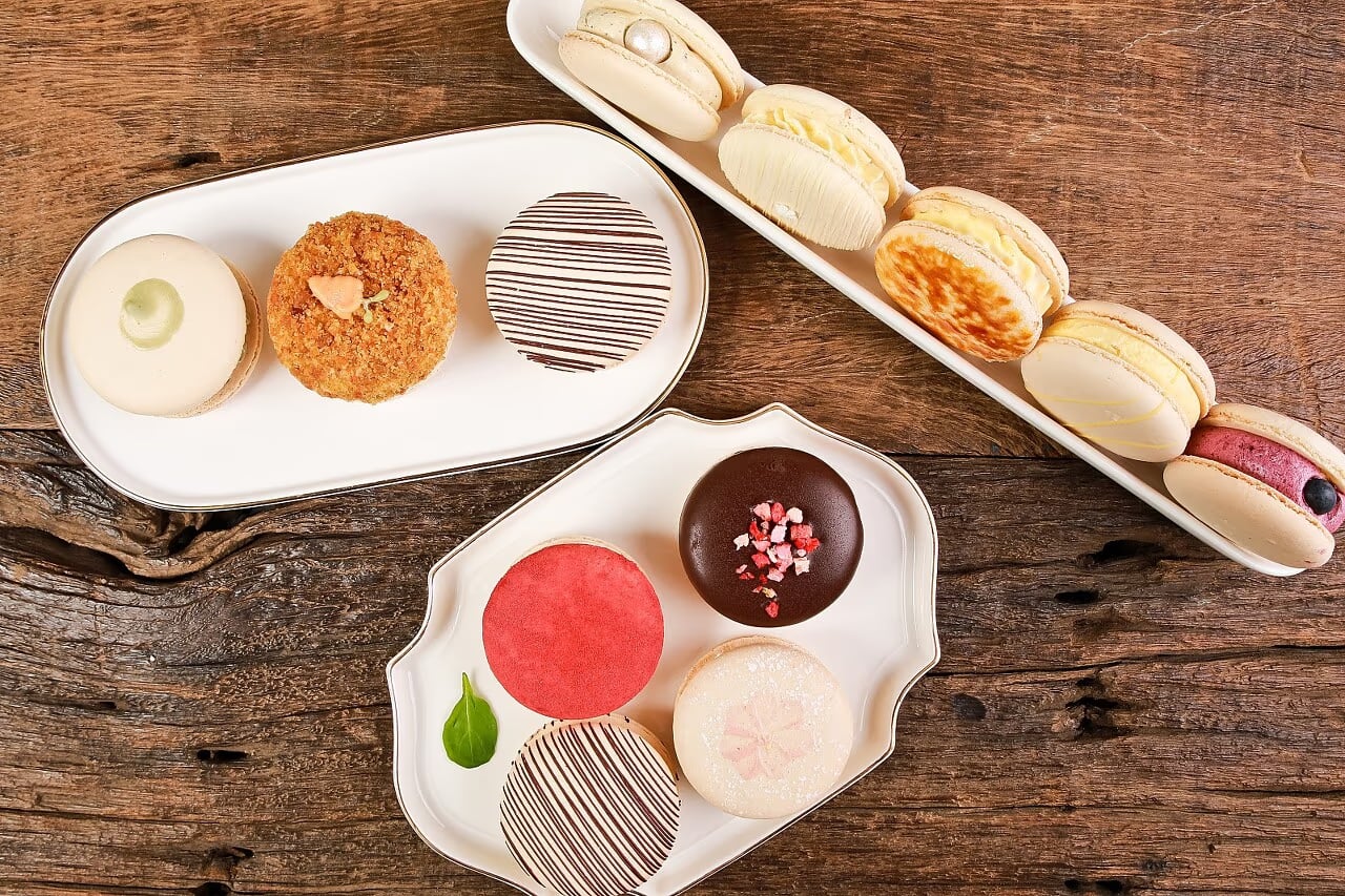 라즈베리 마카롱 단품 컷 - 색감 정확도 유지