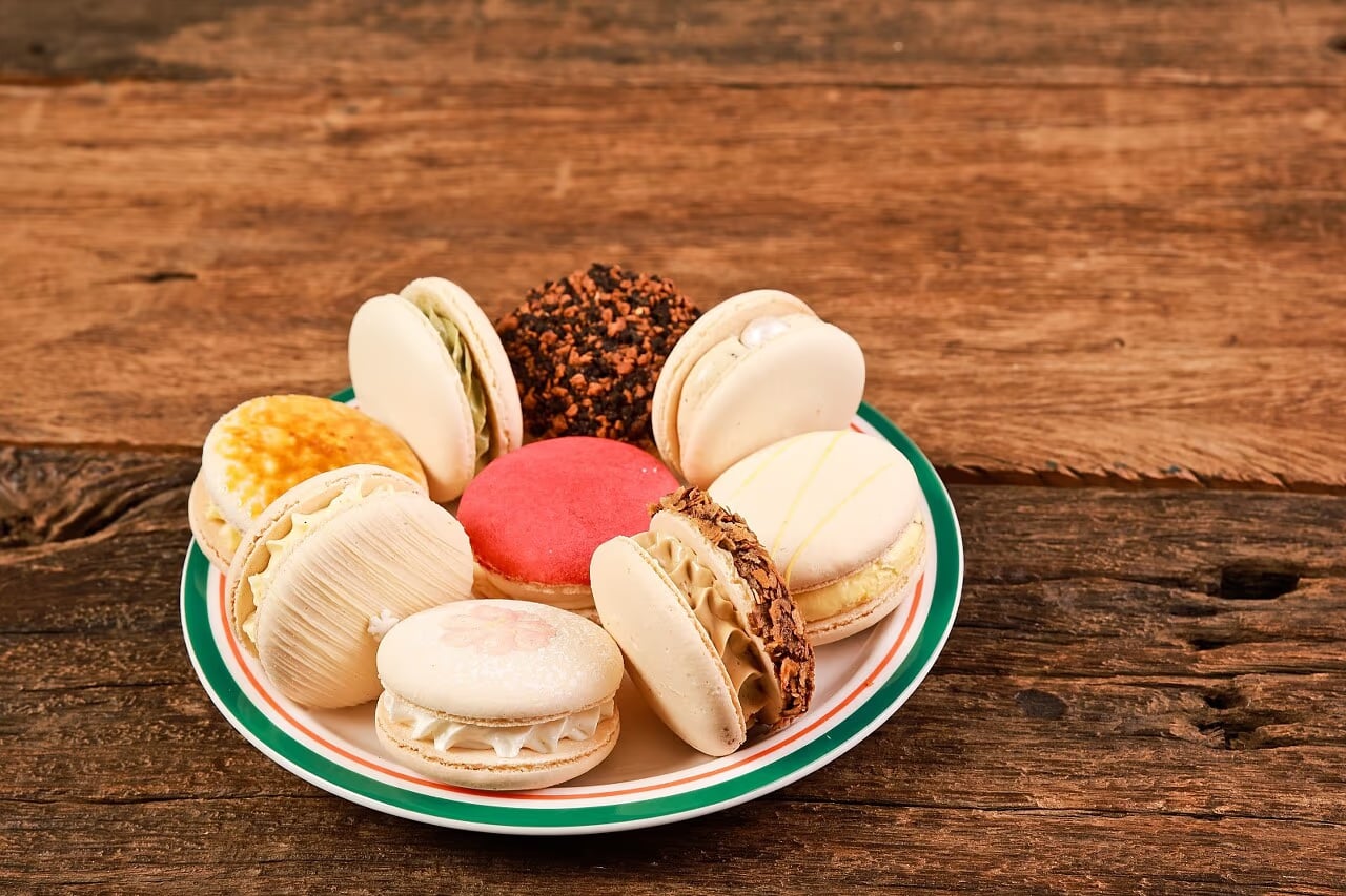 선물세트 오픈 박스 컷 - 구성품 확인 중심